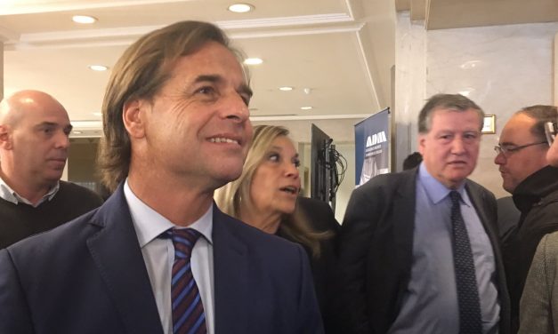 Lacalle Pou anunció que reforzará las Unidades Reguladoras de las empresas públicas para mayor control