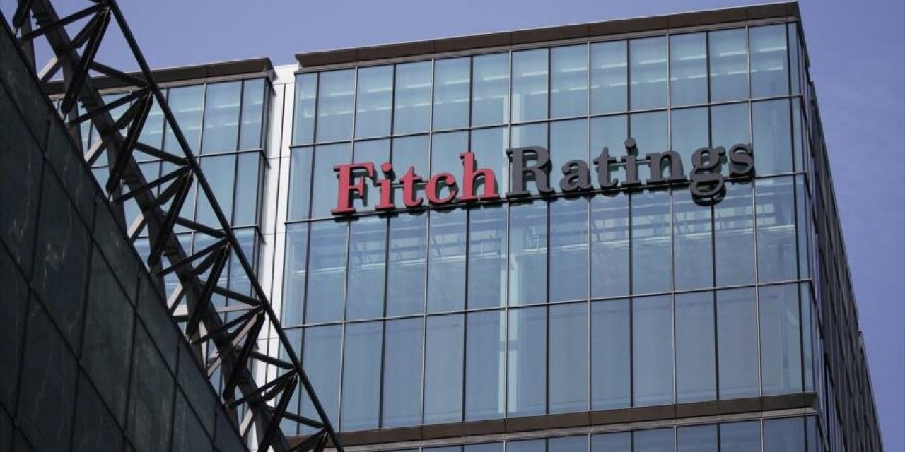 Fitch Ratings mantiene grado inversor de Uruguay, con perspectiva negativa