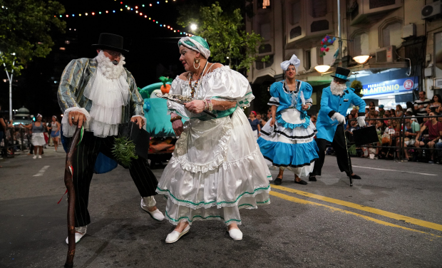 Comienzo del concurso oficial de carnaval