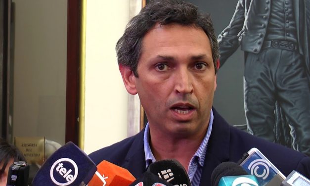 El alcalde Abt buscará la reelección e integrará el equipo de trabajo que apoyará la candidatura de Raffo