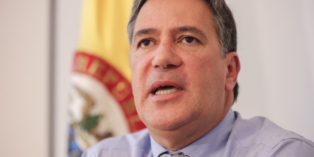 Hallaron un laboratorio de drogas en casa familiar del embajador de Colombia en Uruguay