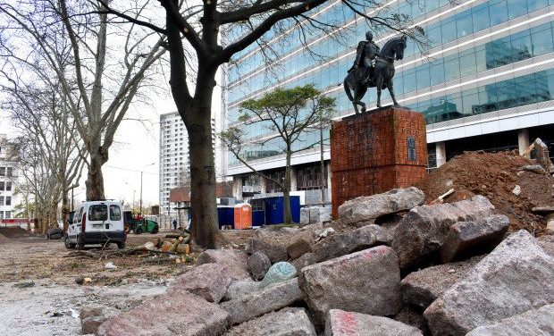Luego de 46 años será trasladado el monumento a Manuel Oribe