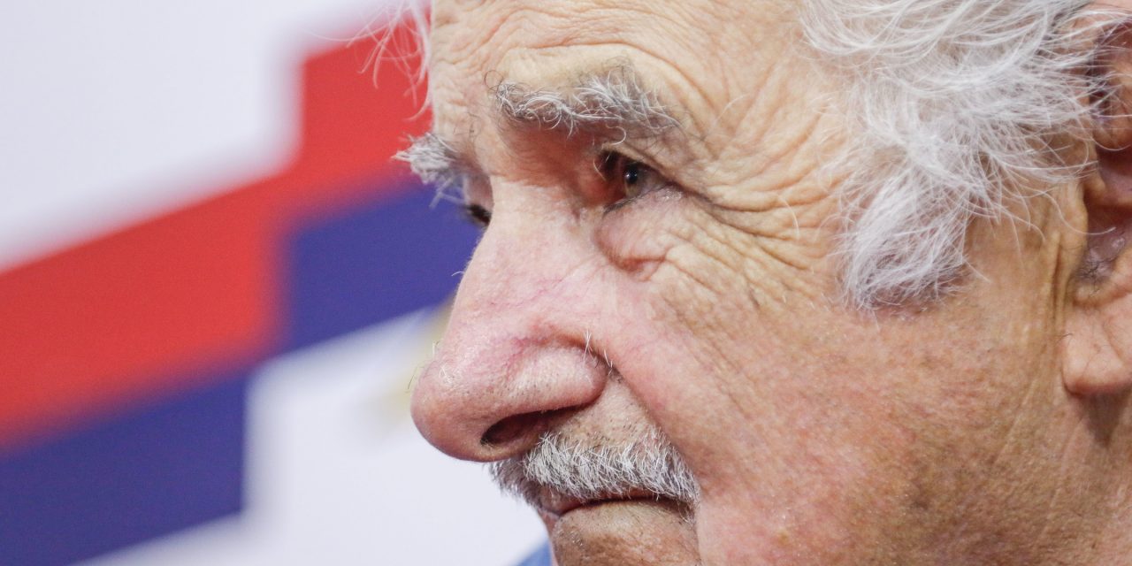 Mujica: «Cuando las papas queman salimos a pedirle al FMI y luego recae en los trabajadores»
