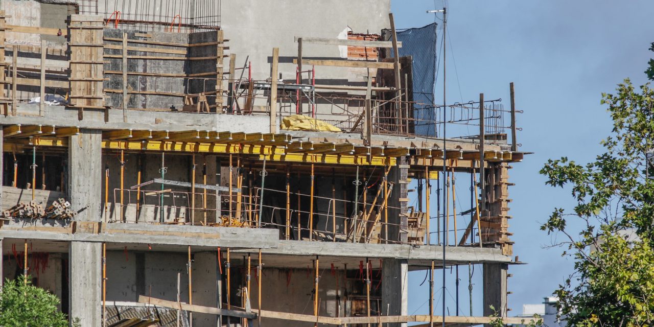 Construcción mantiene «expectativa de recuperar el crecimiento» tras otro año con caída de la actividad