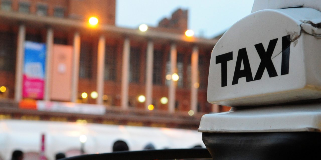 Intendencia diseñó protocolo para taxis y aplicaciones