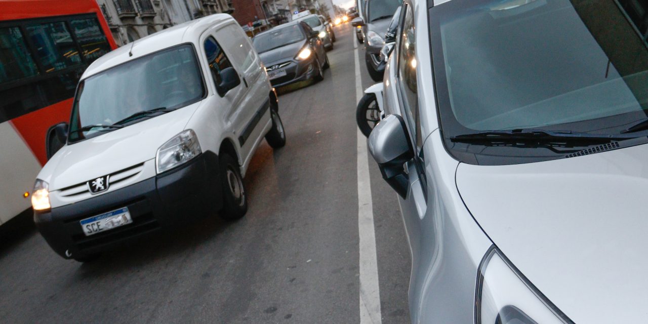Volumen de tránsito en Montevideo se mantiene en 75%