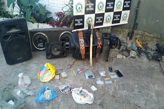 Policía de Rivera desarticuló una boca de venta de drogas