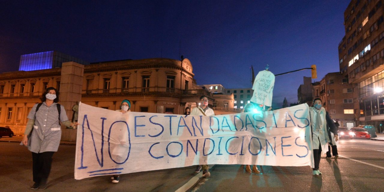 Maestros se movilizan y exigien garantias para volver a clases