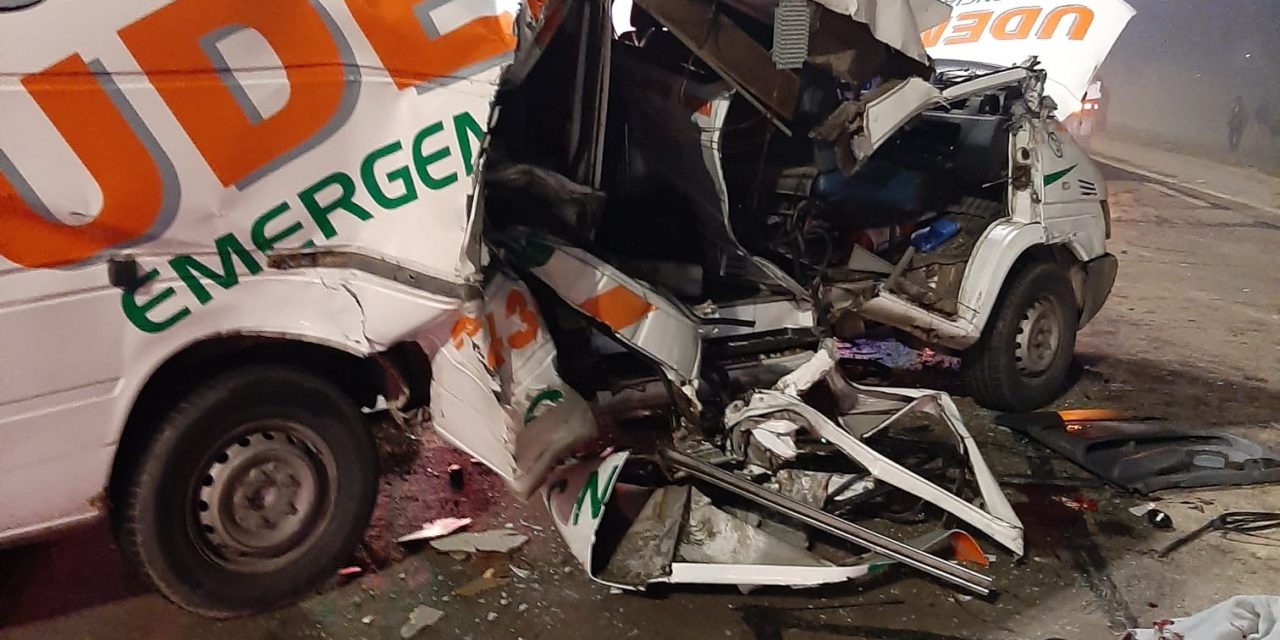 Accidente entre camión y ambulancia deja a una médica con traumatismo de cráneo