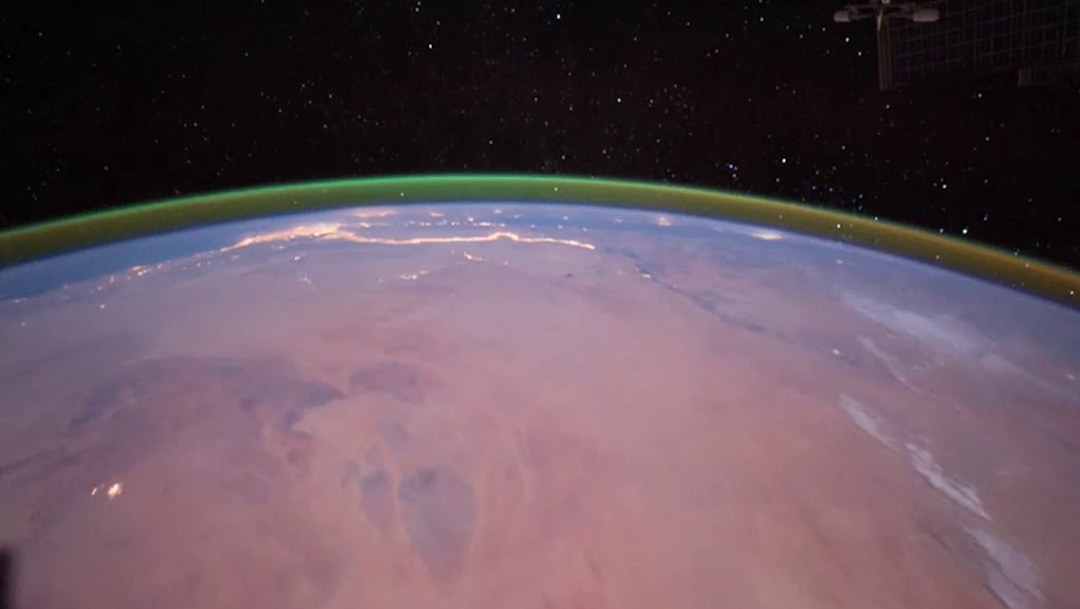 Marte: ¿A qué se debe el extraño brillo sobre su atmósfera?