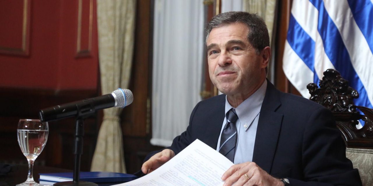 Ernesto Talvi: “No existe ningún vínculo de coordinación institucional con el diputado Melazzi por parte de la cancillería”
