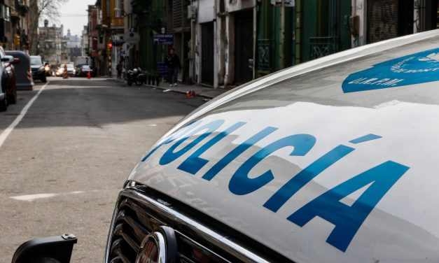 Policía abatió a un delincuente que intentó rapiñarlo en Manga