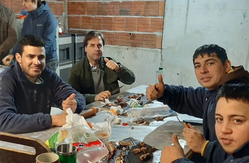 Andrade a Lacalle por asado con obreros: “quieren tener negociación colectiva donde se les respete el salario, no marketing”