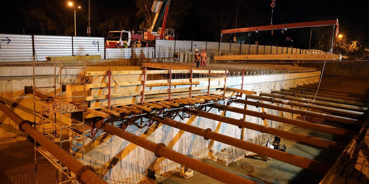 Comenzó construcción del techo del túnel de avenida Italia