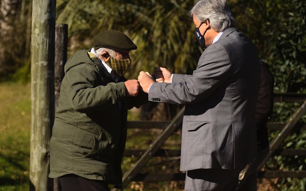 Bustillo se reunió con Mujica y le confirmó que Abdala irá a la OEA a pesar de la negativa del Frente Amplio