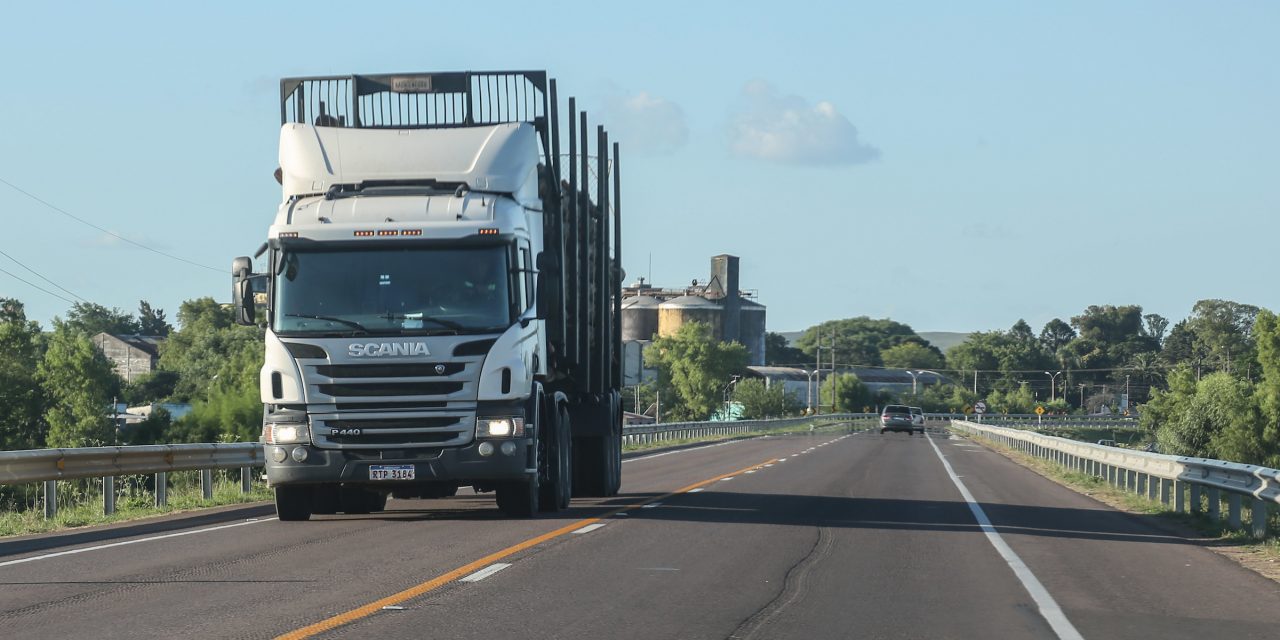 Gobierno estableció que camioneros paguen $1500 por test a través de la Guía de Tránsito Terrestre