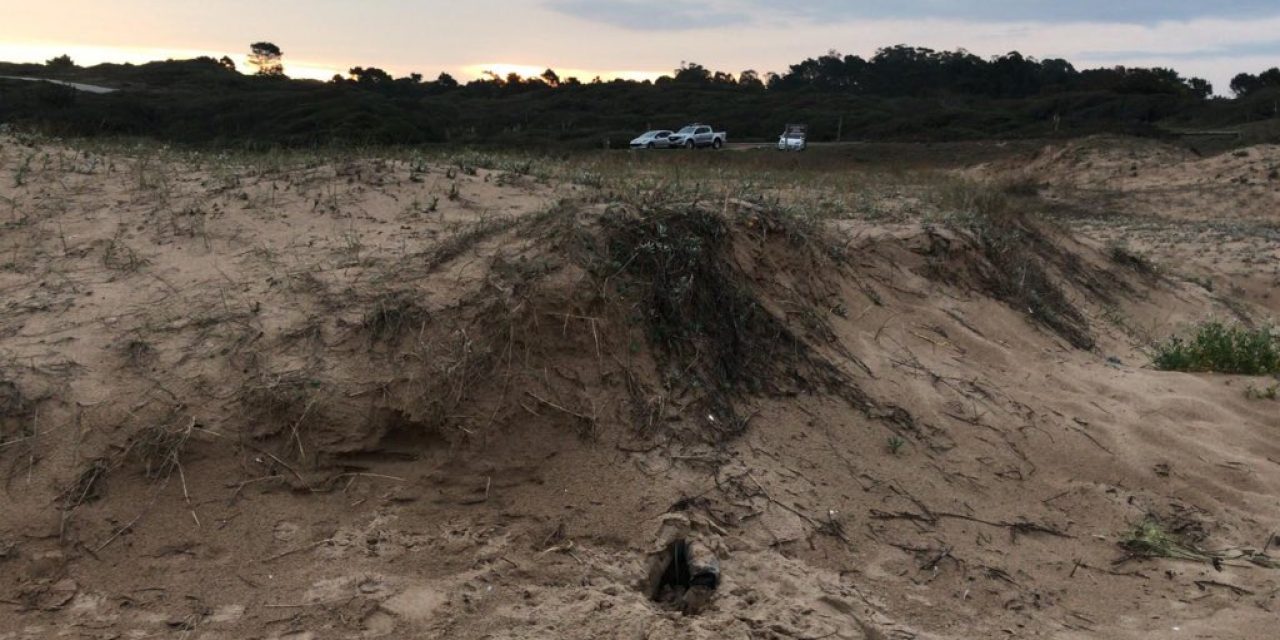 El cuerpo hallado en Punta Negra fue identificado y se trataba de un joven en situación de calle