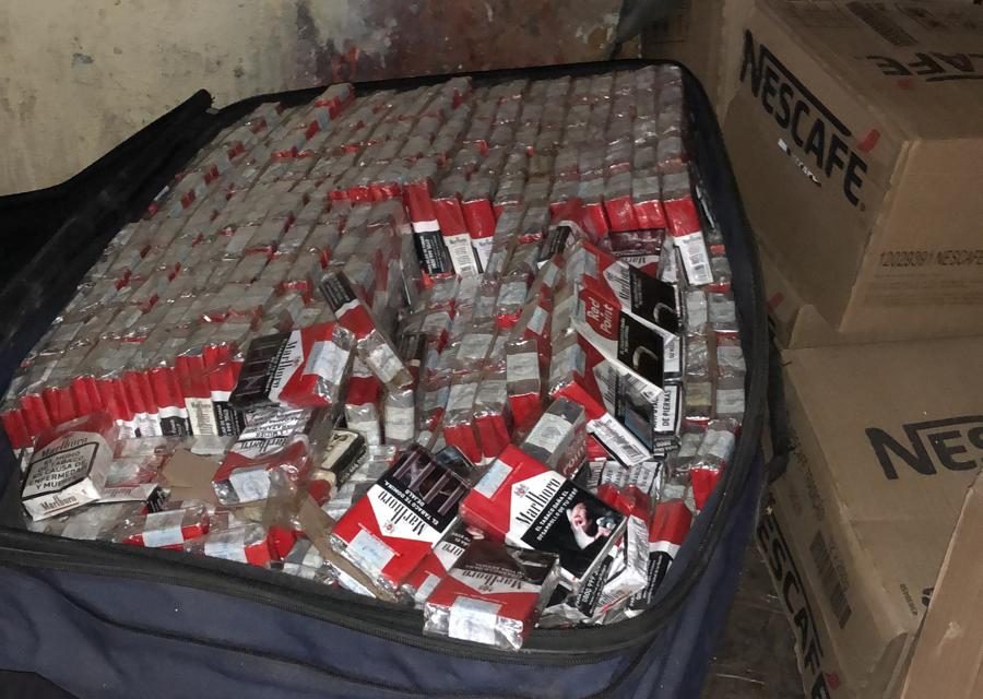 Policía incautó más de 300 cajas de cigarrillos en un galpón de La Unión