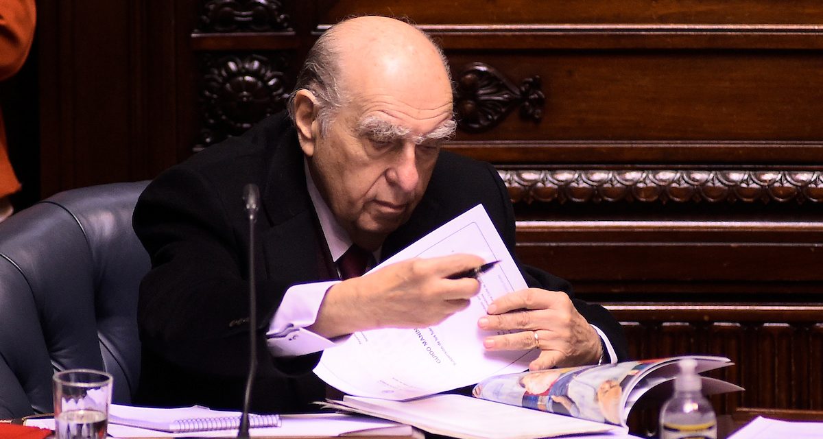 Sanguinetti: «No veo una intención criminal, de ocultamiento, en la conducta de Manini»