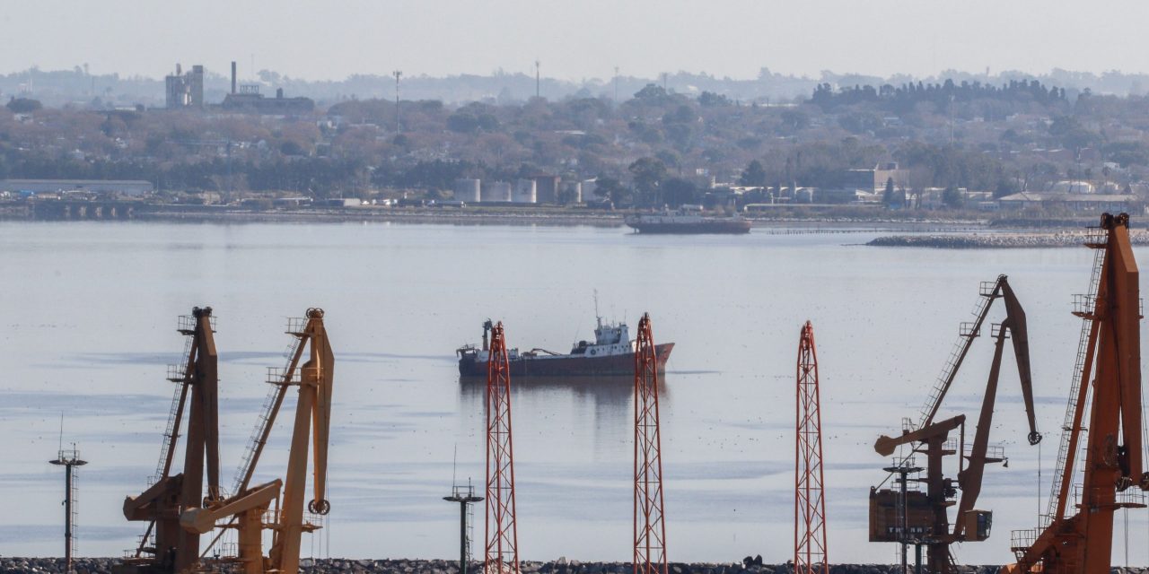 Navieras presentaron propuesta de construcción de terminal privada de cruceros en Montevideo
