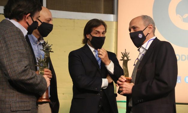 Lacalle Pou agradeció al grupo asesor de científicos del gobierno