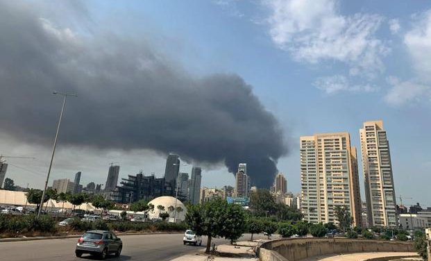 Nuevo incendio en el puerto de Beirut a un mes de la explosión que dejó casi 200 muertos