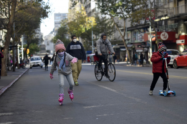 Regresan los «paseos libres de motores» en Rambla y en 18 de Julio