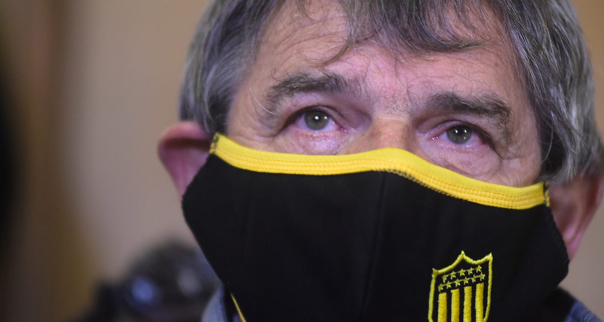 Saralegui tras la eliminación de Peñarol de la Copa Sudamericana: “El responsable soy yo”