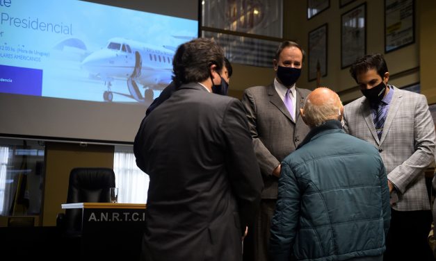 Gustavo Salle pretende impugnar el remate del avion presidencial por «irregularidades»
