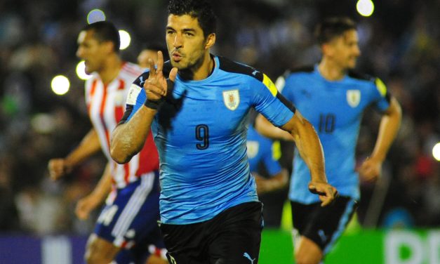 El saludo de Suárez a Lionel Messi tras la clasificación de Argentina a la final