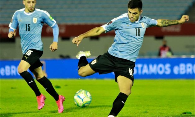 Uruguay gana 2-1 frente a Chile