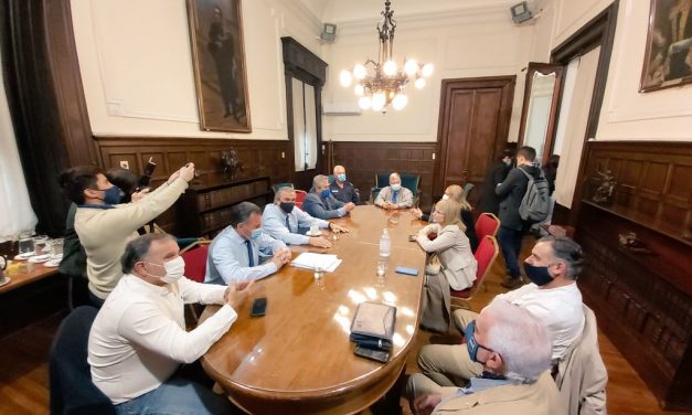 Intendentes en “alerta” piden ayuda al gobierno para fiscalizar y hacer más protocolos