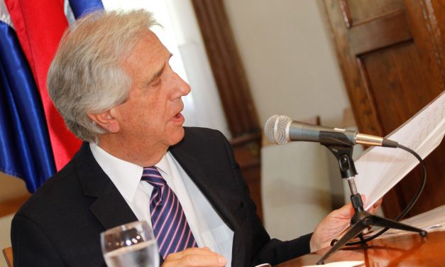 Vázquez argumenta que por razones de salud responderá por escrito sobre Tribunal de Honor de 2006