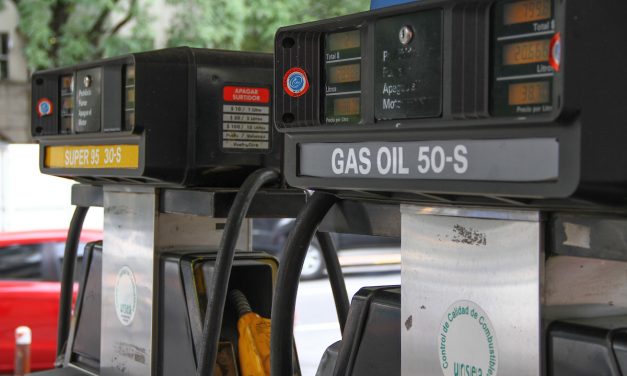 Domenech criticó la política del gobierno para fijar el precio de los combustibles: «Se lo he dicho y no lo ha tomado a bien»