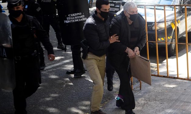 Declaró Gilberto Vázquez por caso Julien y alegó estar «confundido y olvidado» de sus declaraciones en 2010