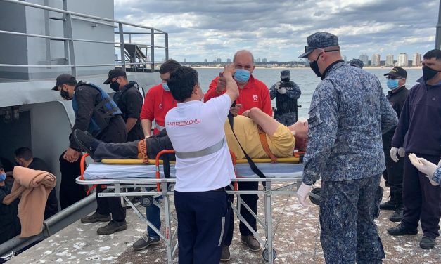 Armada Nacional realizó una evacuación médica en un buque con  bandera de Malta