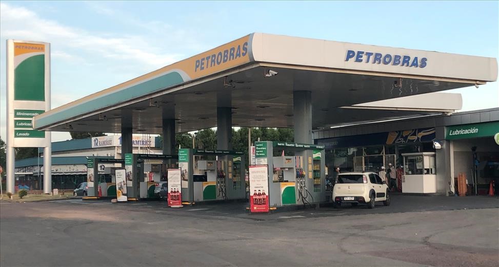 Empresa española compró estaciones de servicio de Petrobras en Uruguay