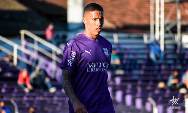 Defensor hunde a Peñarol en el campeonato