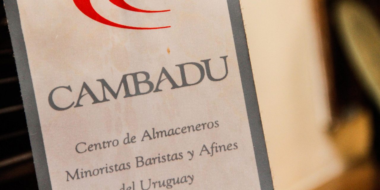 Cambadu pidió a Mieres refinanciar adeudos y postergar la licencia de este año