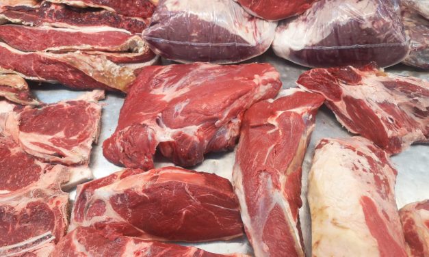 Carnicerías prevén continuar con promociones para mantener tendencia a la baja del precio