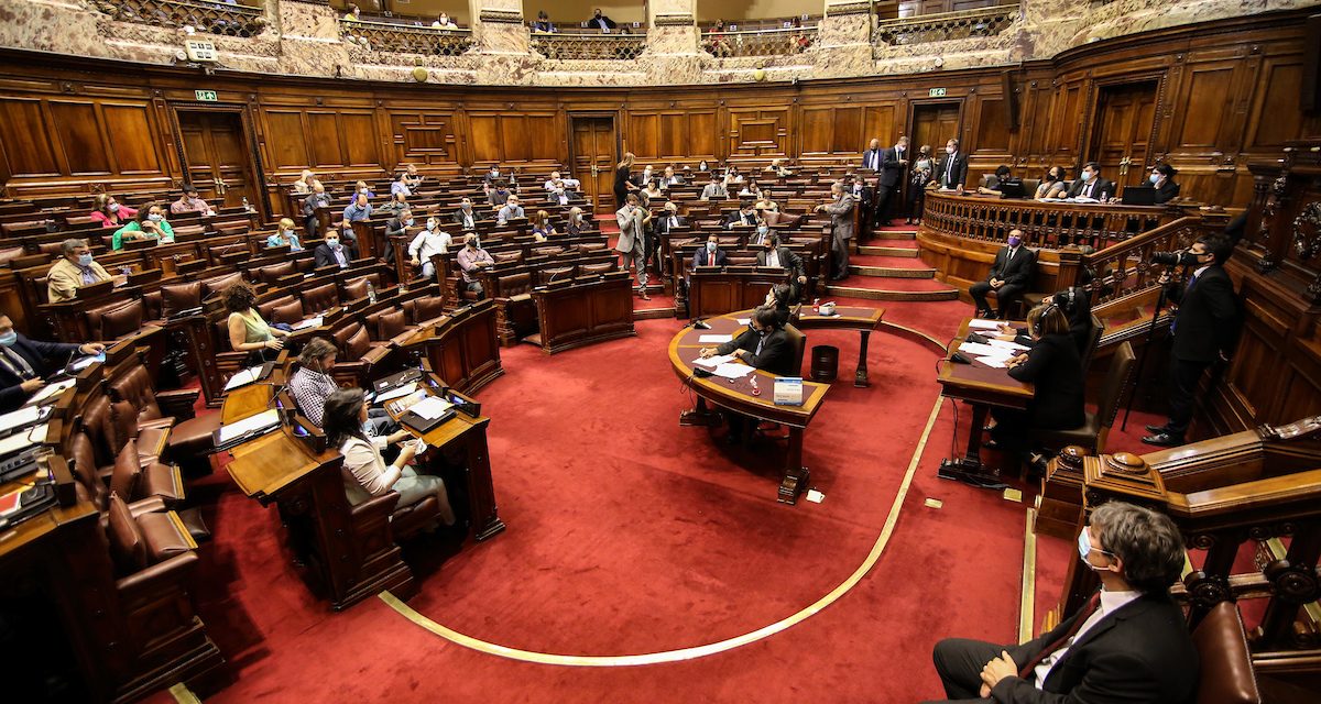 Diputados proyecta ahorro anual de $24.257.162 entre insumos de cafetería y cargos en el Escalafón de la Intendencia