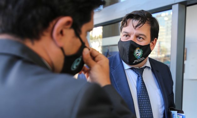 Ministro Peña dio positivo a Covid-19 previo a viajar a una cumbre en Kenia