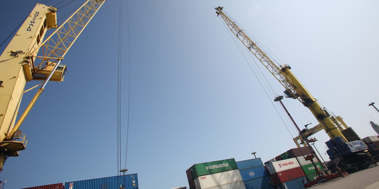 Exportaciones industriales aumentaron 28% en marzo