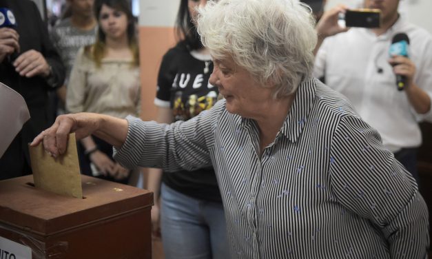 Topolansky sobre elecciones en el FA: «Capaz es mejor esperar unos meses»