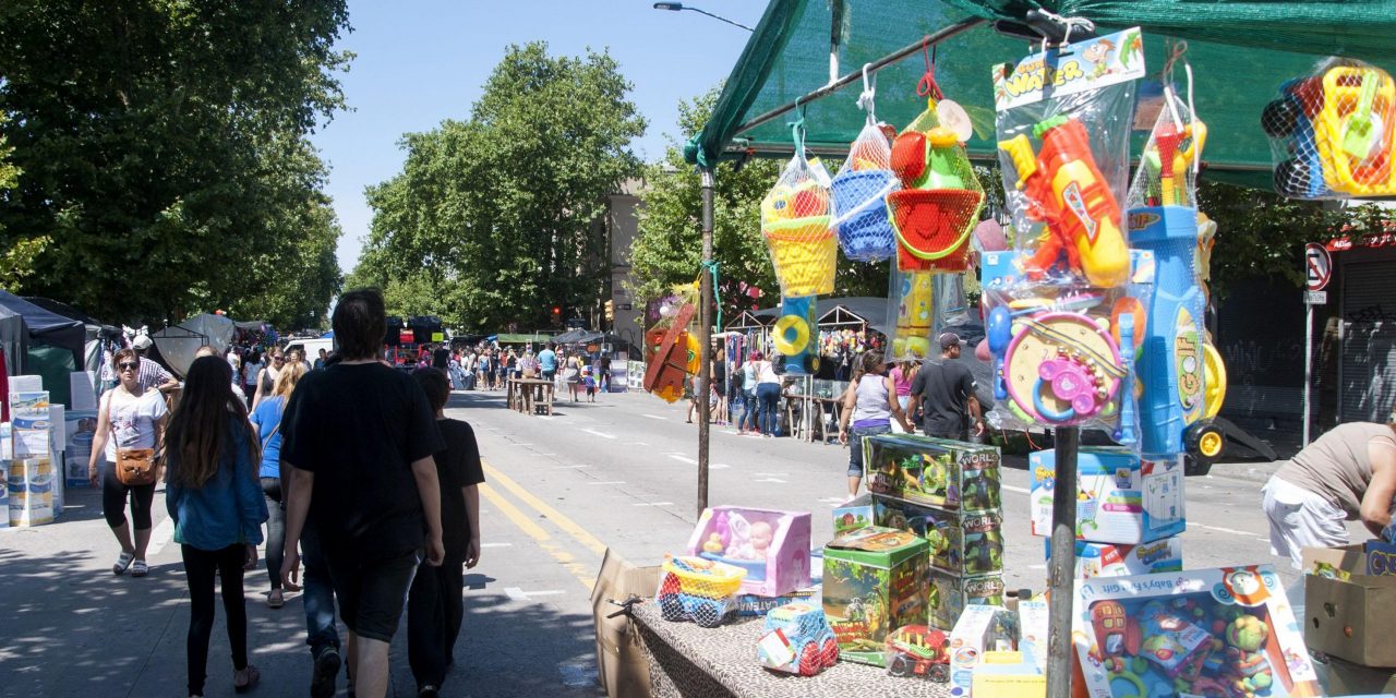 Intendencia de Montevideo habilitó 1399 puestos de venta para la feria de Reyes en 8 de Octubre
