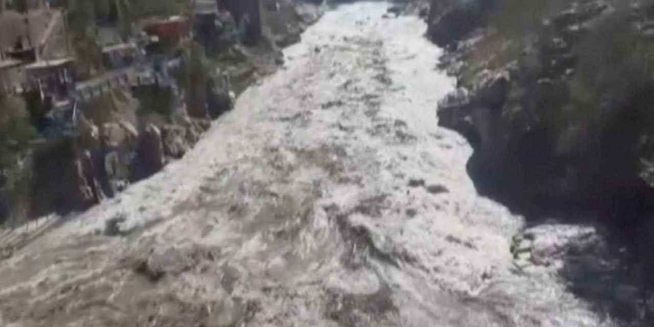Himalaya: al menos nueve muertos y 150 desaparecidos tras la ruptura de un glaciar