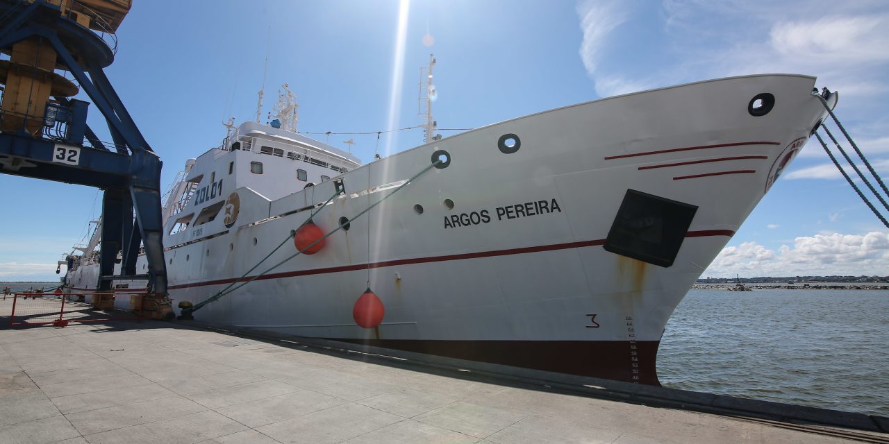 Hay 17 casos positivos en el pesquero Argos Pereira, el tripulante evacuado evoluciona favorablemente