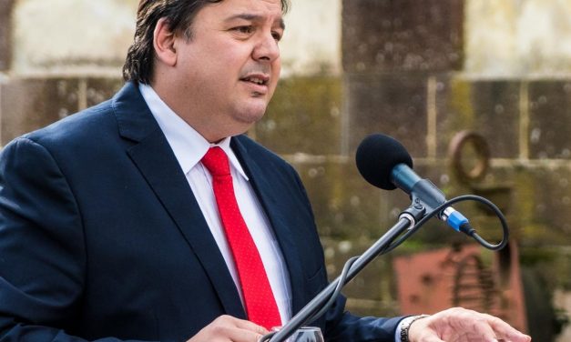 Reflexión de Adrián Peña sobre el Ministerio de Ambiente