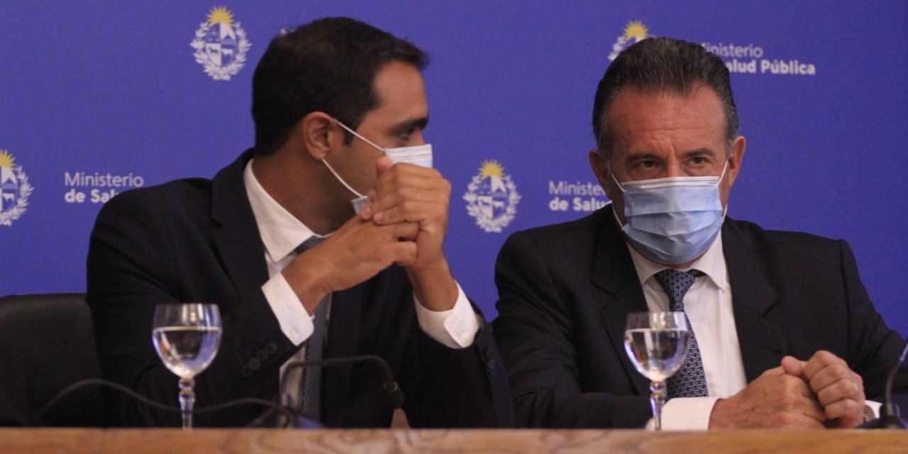 Ministro Salinas: “Un anuncio de vacunas no nos hace inmunes a la infección”
