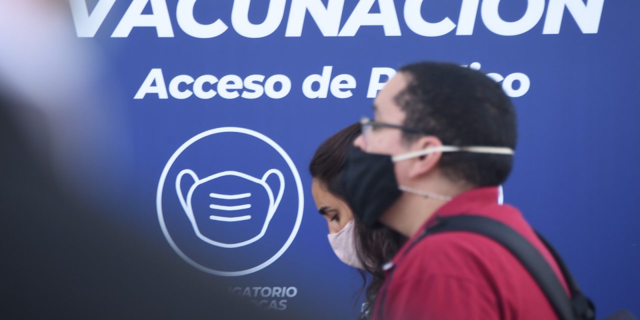 Academia Nacional de Medicina del Uruguay exhortó a vacunarse contra la Covid-19